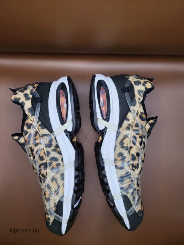 Nike Air Kukini SE 'Kumquat and Action Red' - Image 9