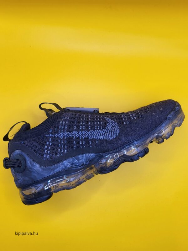 Nike Air Vapormax 2020 Flyknit - Image 7