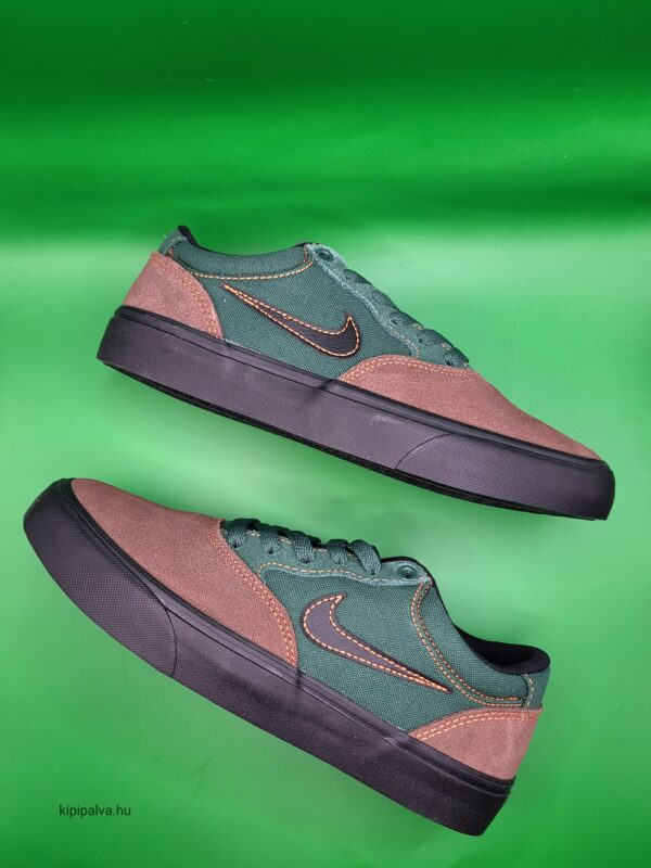 NIKE.SB CHRON 2 - Chocolate / Black / Green (DM3493 200)