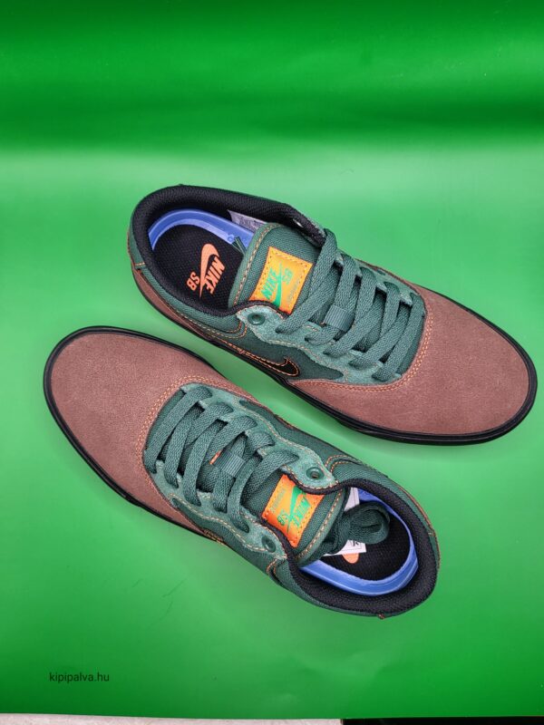 NIKE.SB CHRON 2 - Chocolate / Black / Green (DM3493 200) - Image 4