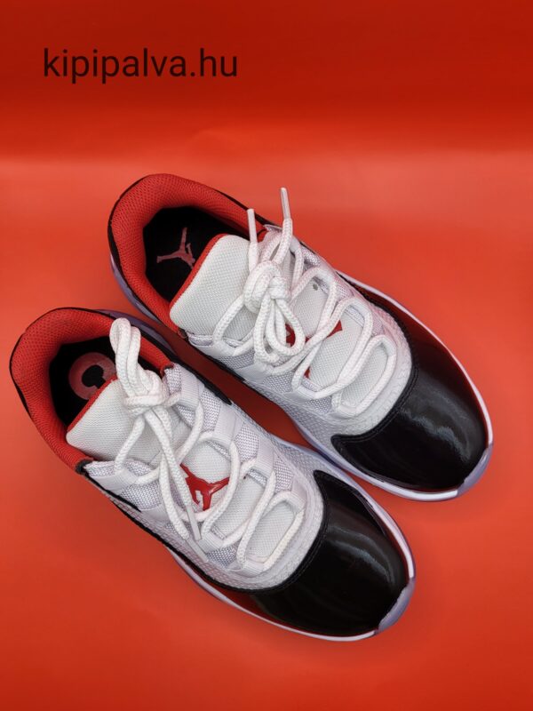 Air  Jordan 11 CMFT Low (gs) - Image 4