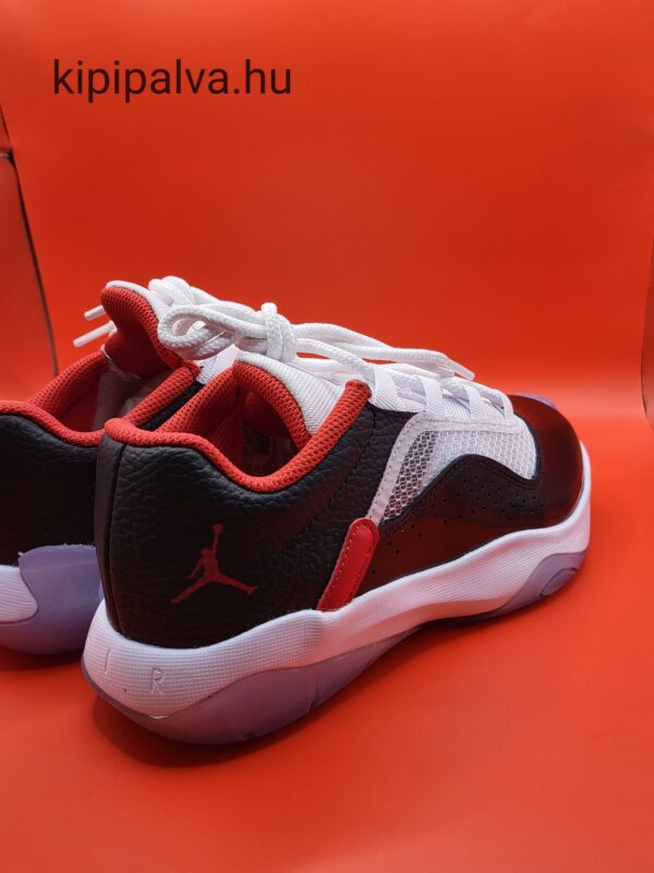 Air  Jordan 11 CMFT Low (gs) - Image 2