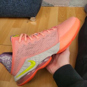 Nike LeBron 19 Low 'Hawaii' férfi kosaras cipő