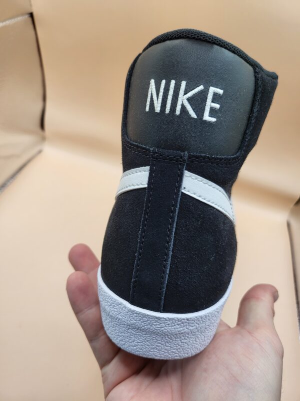 Nike BLAZER MID '77 SUEDE - Image 4