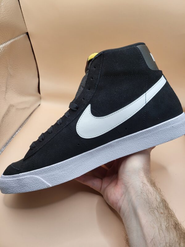 Nike BLAZER MID '77 SUEDE - Image 6