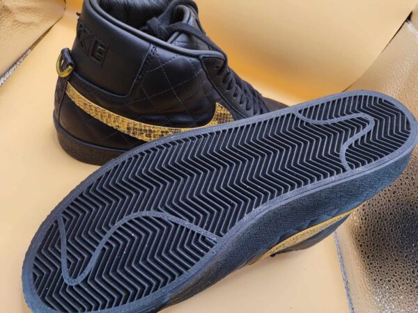 Supreme x Nike SB Blazer Zoom Mid QS 'Black Snakeskin' - Image 9