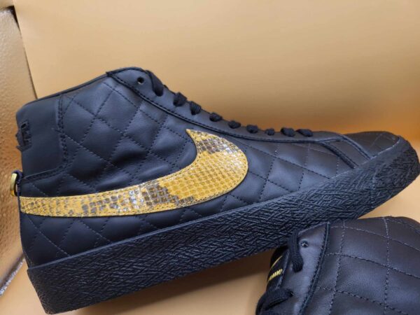 Supreme x Nike SB Blazer Zoom Mid QS 'Black Snakeskin' - Image 7