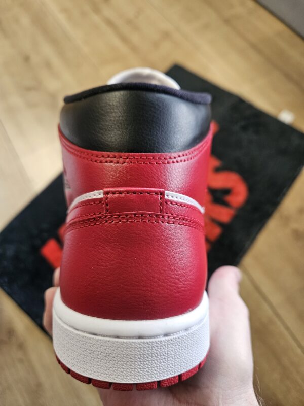 Air Jordan 1 Mid "Alternate Bred Toe" - Image 4