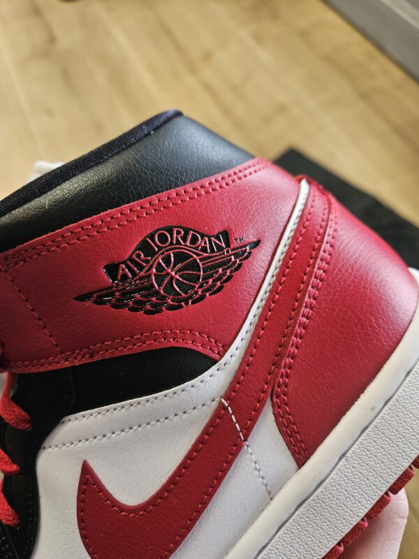 Air Jordan 1 Mid "Alternate Bred Toe" - Image 2