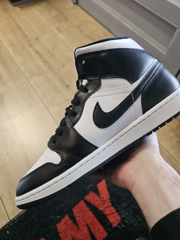 Air Jordan 1 Mid "Panda" utcai cipő - Image 3