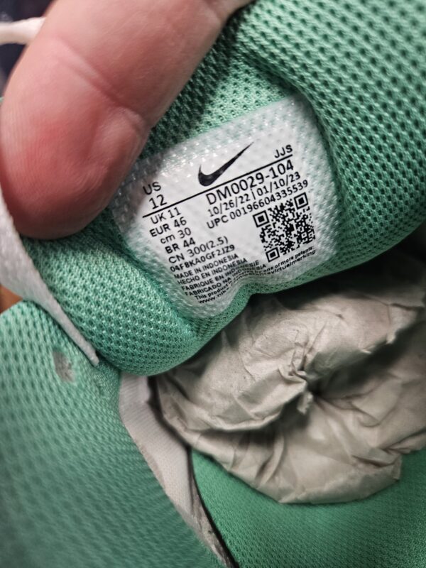 Air Max 90 'Spring Green' - Image 4