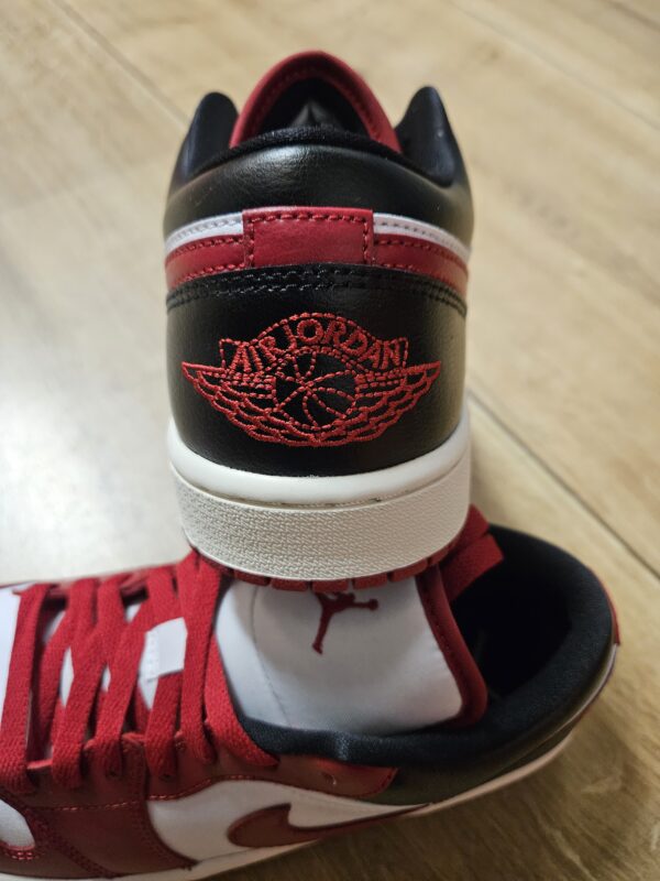 Air Jordan 1 Low "Reverse Black Toe" - Image 5