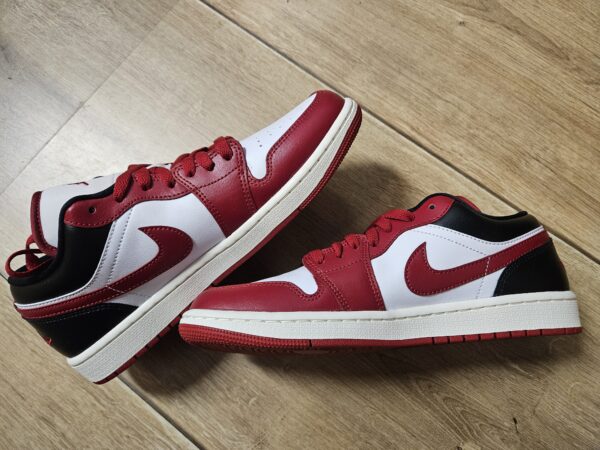 Air Jordan 1 Low "Reverse Black Toe" - Image 7