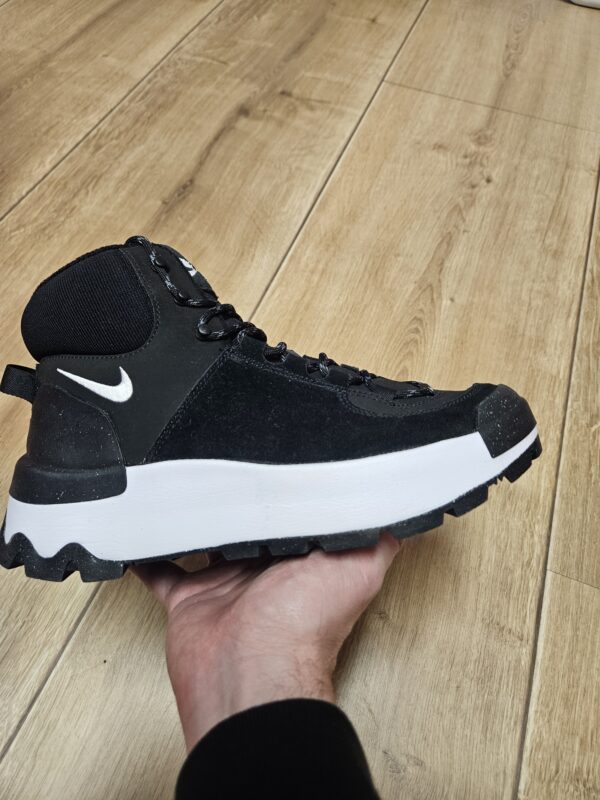 Nike City Classic Boot női téli cipő