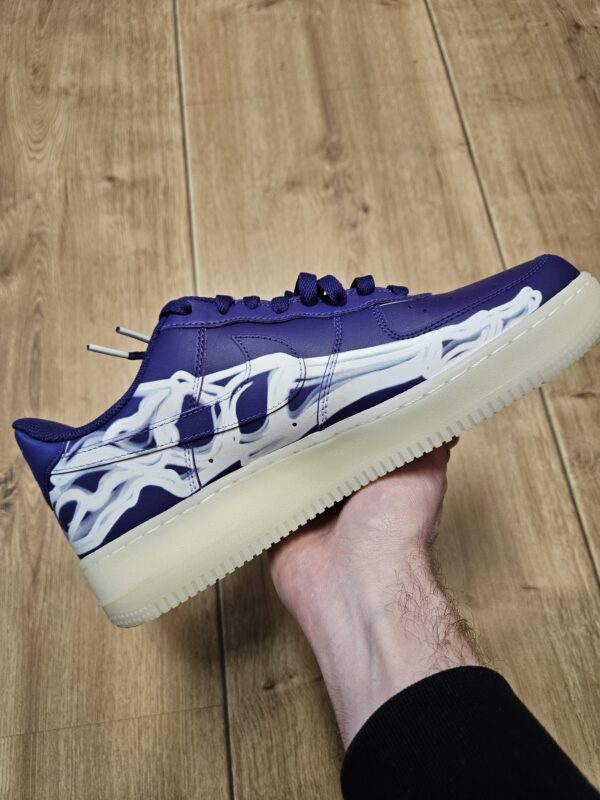 NIKE AIR FORCE 1 LOW '07 QS PURPLE SKELETON HALLOWEEN - Image 4