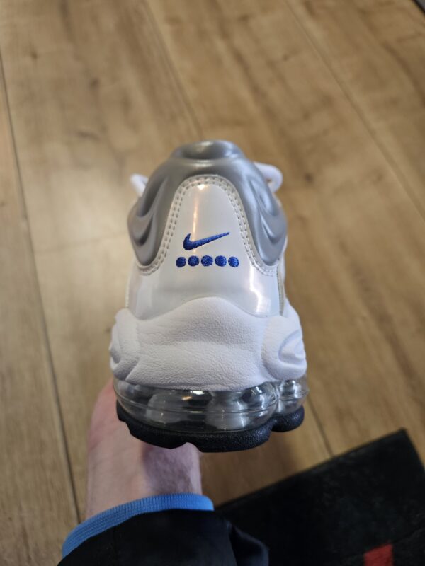 Nike Air Tuned Max 'White/Racer Blue' - Image 9