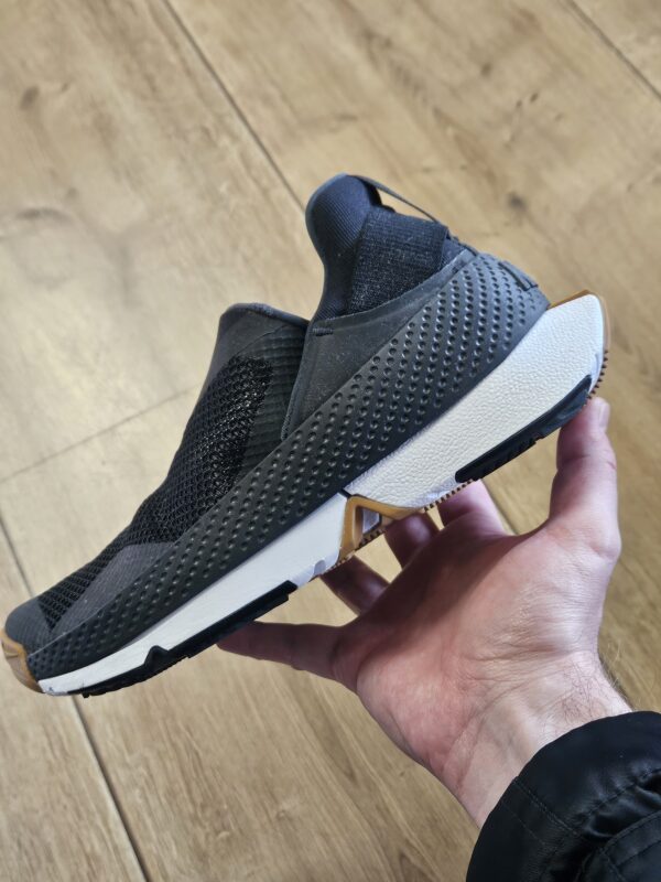 Nike GO FlyEase 'Black Gum' - Image 2