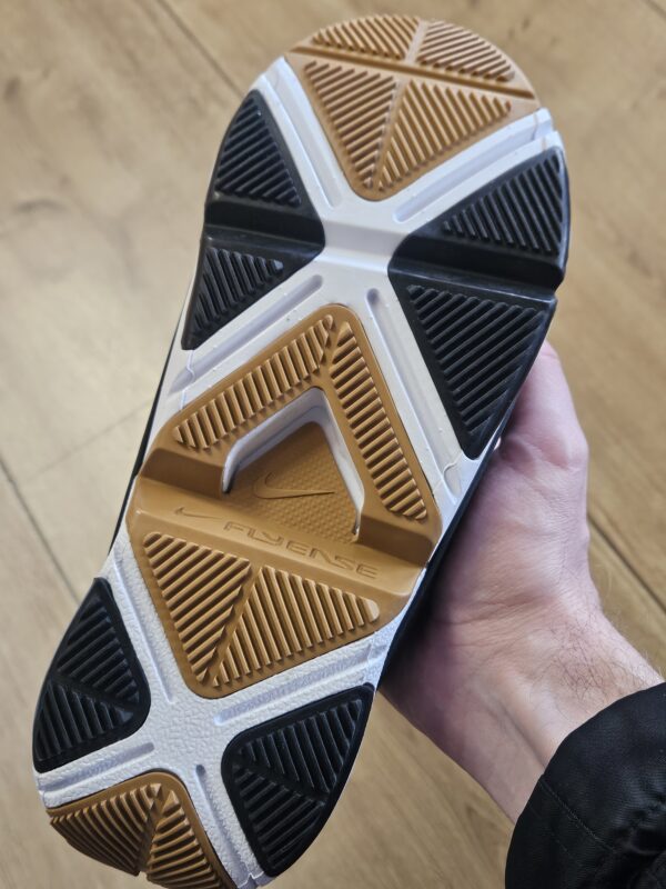 Nike GO FlyEase 'Black Gum' - Image 10