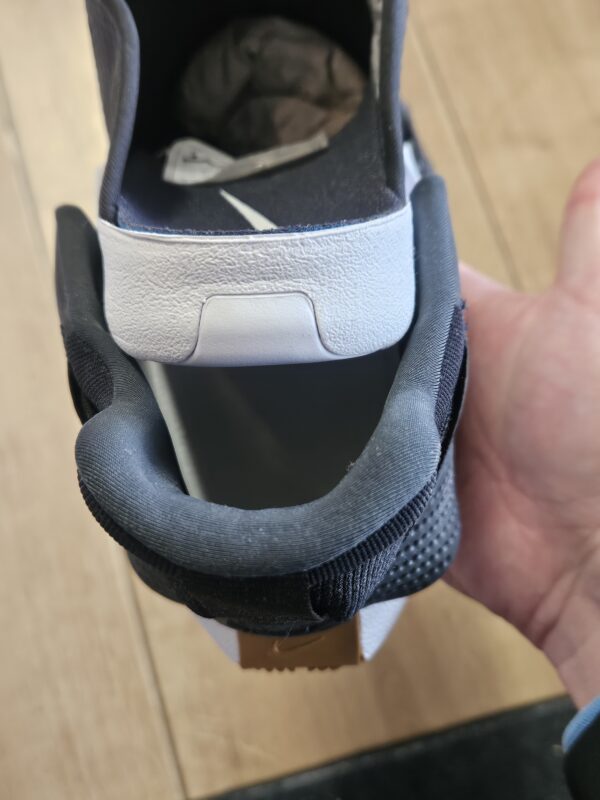 Nike GO FlyEase 'Black Gum' - Image 9