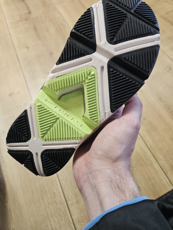 Nike Go FlyEase "Ghost Green" - Image 7
