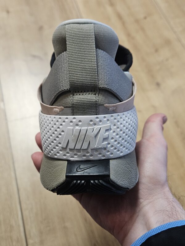 Nike Go FlyEase "Light Army" - Image 5