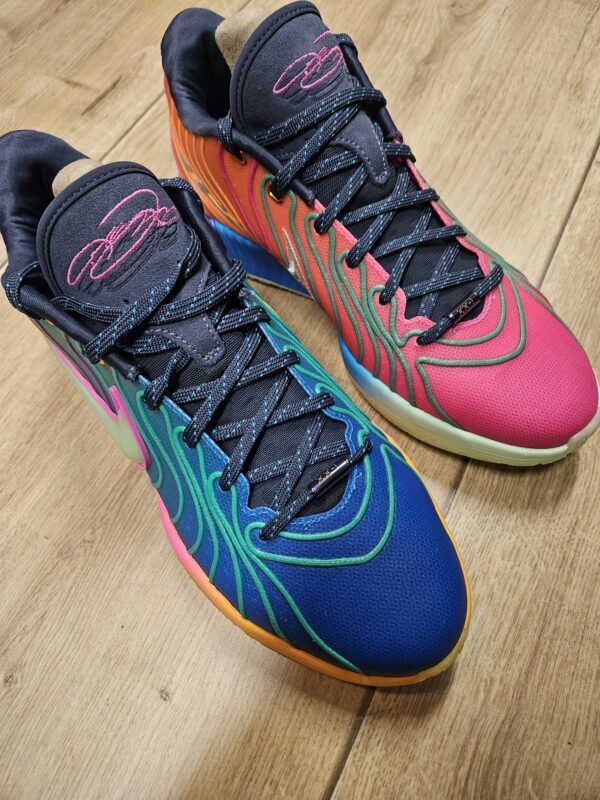 Nike LeBron 21 "Optimism" - Image 3
