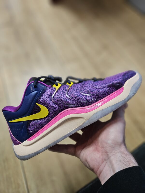 Nike KD 17 "Vivid Purple"