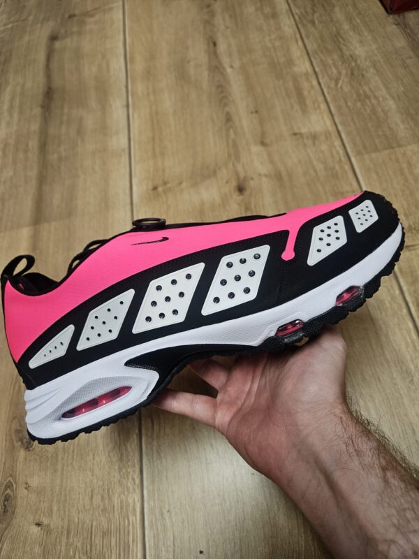 Nike Air Max Sunder "Hyper Pink/ Black"
